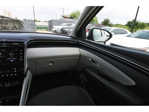 Certified 2024 Hyundai Tucson SEL FWD image 12