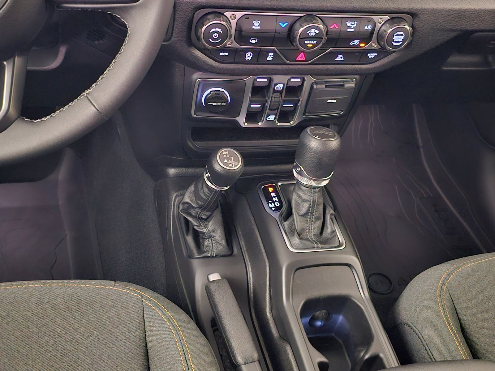 New 2027 Jeep Gladiator Sport AWD/4WD image 11