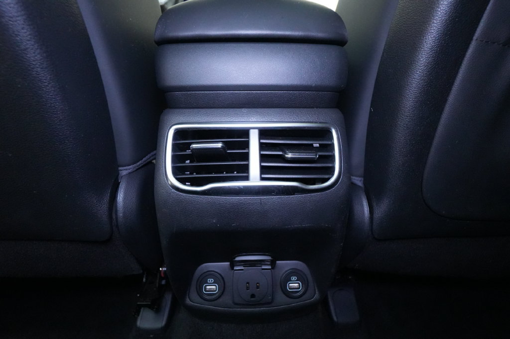 Used 2023 Hyundai Santa Fe Calligraphy AWD/4WD image 30