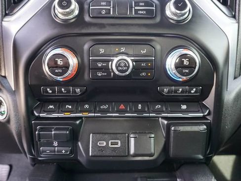 Used 2019 GMC Sierra 1500 SLT w/ SLT Premium Plus Package AWD/4WD image 23