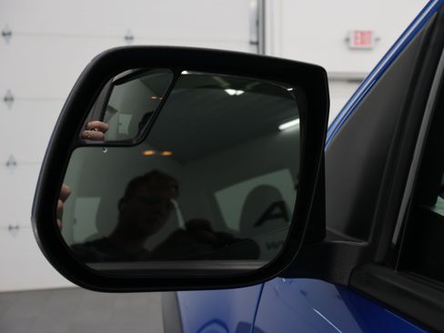 Used 2021 Chevrolet Colorado ZR2 AWD/4WD image 36