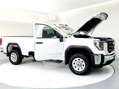 Used 2024 GMC Sierra 2500 Pro w/ Convenience Package AWD/4WD image 12