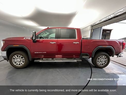 Used 2023 GMC Sierra 2500 SLT w/ SLT Convenience Package image 2