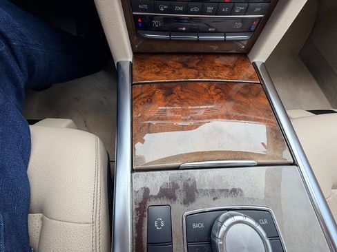 Used 2014 Mercedes-Benz E 350 Sedan image 25