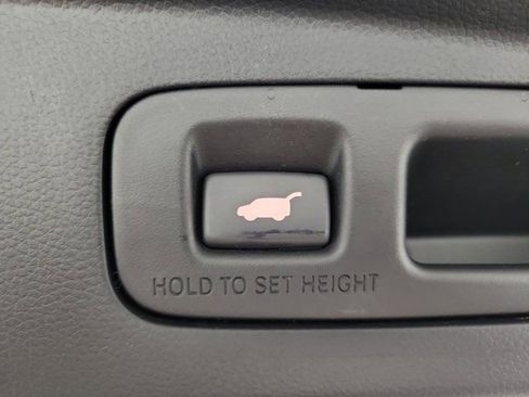 Certified 2023 Honda CR-V EX-L image 10