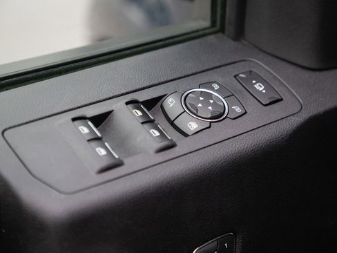 Used 2019 Ford F350 Lariat image 21