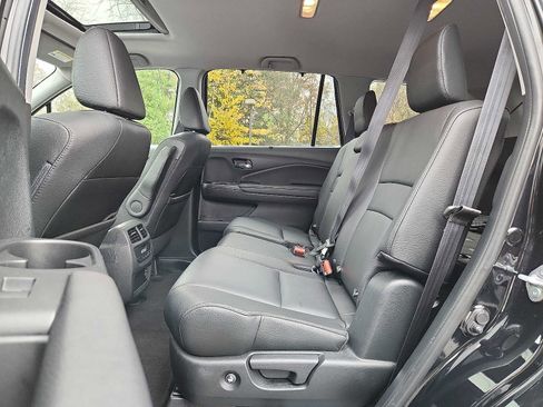 Certified 2022 Honda Pilot Special Edition image 10