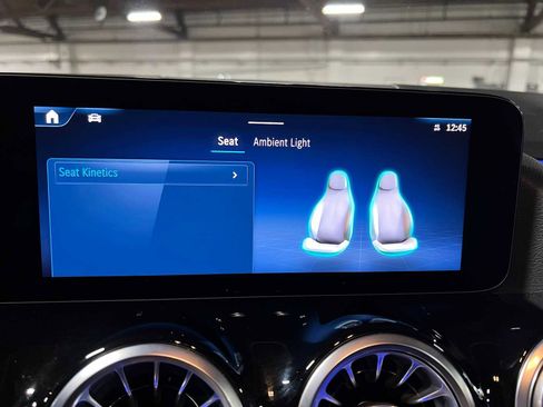 Certified 2025 Mercedes-Benz GLA 250 4MATIC image 29