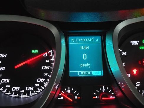 Used 2016 Chevrolet Equinox LT w/ Convenience Package image 11