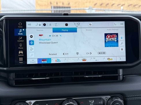 New 2026 Jeep Gladiator Mojave w/ Safety Group image 13