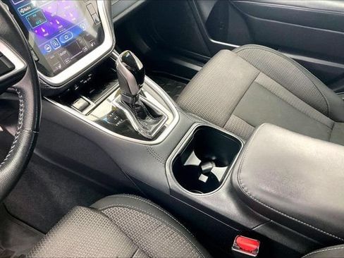 Used 2021 Subaru Outback Premium AWD/4WD image 17