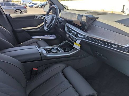 New 2026 BMW X5 xDrive40i AWD/4WD image 13