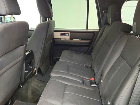 Used 2016 Ford Expedition XLT AWD/4WD image 19