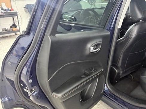 Used 2017 Jeep Compass Latitude image 19