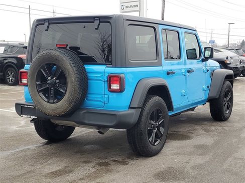 Used 2021 Jeep Wrangler Unlimited Sport image 4