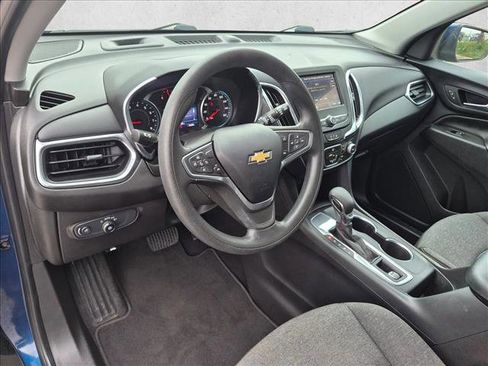 Used 2022 Chevrolet Equinox LT FWD image 10