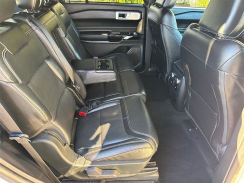 Certified 2021 Ford Explorer ST w/ Equipment Group 401A image 18