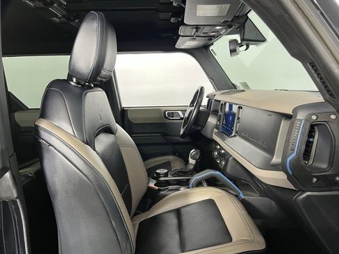 Used 2024 Ford Bronco Wildtrak image 33