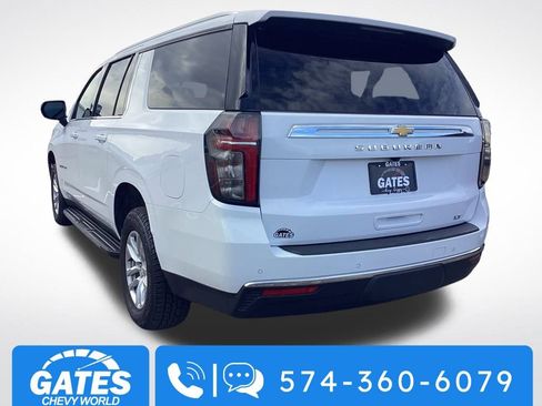 Used 2023 Chevrolet Suburban LT image 7