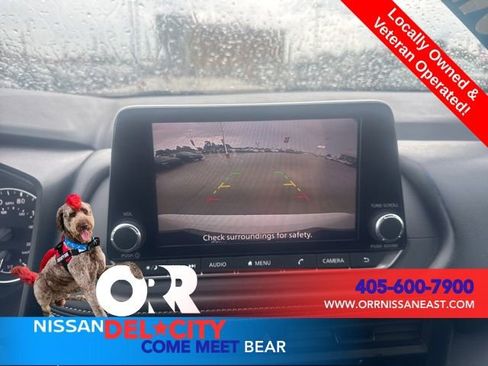 Used 2024 Nissan Rogue S FWD image 24