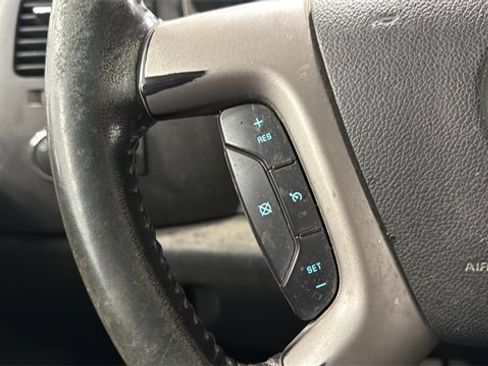 Used 2013 Chevrolet Silverado 2500 LT w/ Z71 Appearance Package image 9