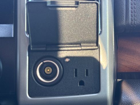 Used 2015 Ford F150 King Ranch w/ Equipment Group 601A Luxury image 20