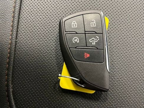 Used 2024 GMC Sierra 1500 AT4 w/ Technology Package image 32