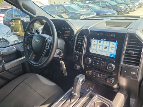 Used 2018 Ford F150 XLT w/ Equipment Group 302A Luxury AWD/4WD image 8