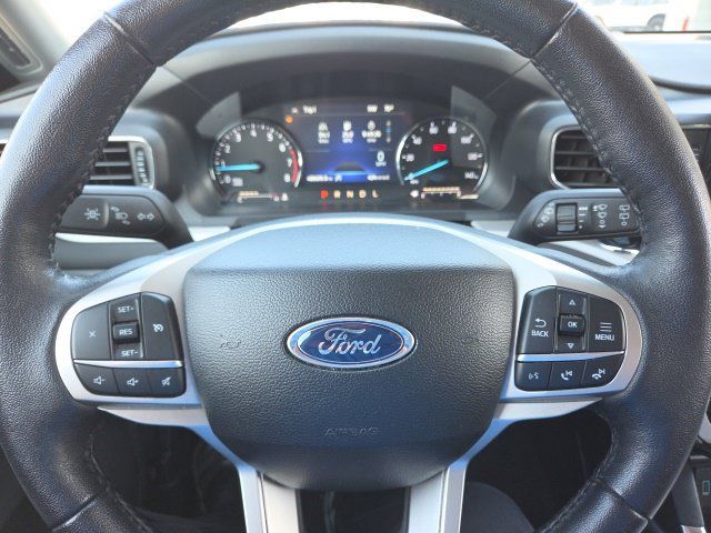 Used 2024 Ford Explorer XLT w/ Equipment Group 202A RWD image 36