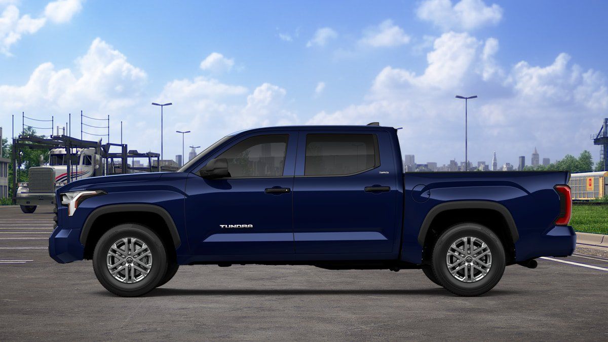 New 2026 Toyota Tundra SR5 w/ TRD Off-Road Premium Package AWD/4WD image 4