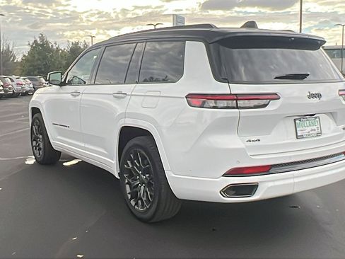 New 2025 Jeep Grand Cherokee L Summit image 5