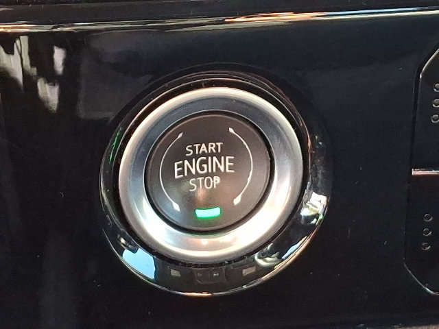 Used 2024 GMC Sierra 1500 Elevation w/ LPO, Elevation Black Package AWD/4WD image 18