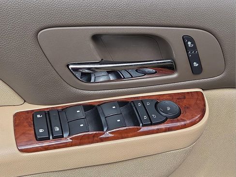 Used 2013 Chevrolet Tahoe LT w/ All-Star Edition image 14