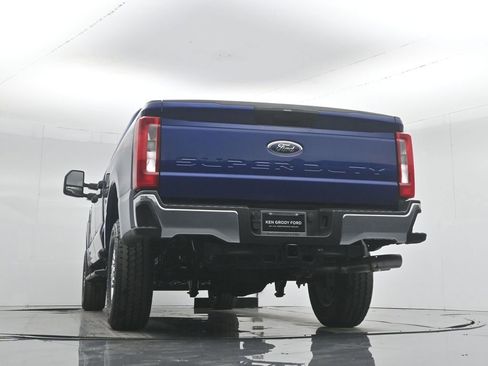 New 2026 Ford F250 XLT w/ FX4 Off-Road Package image 54