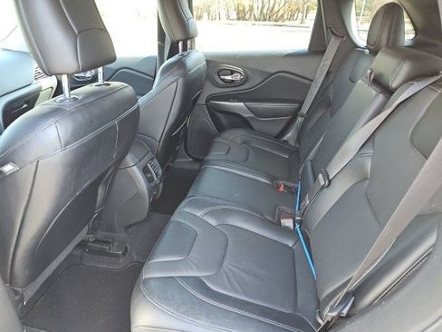 Used 2022 Jeep Cherokee Limited image 19