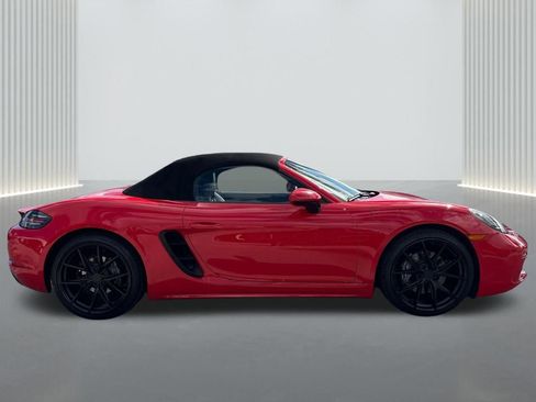 Used 2021 Porsche 718 Boxster image 4