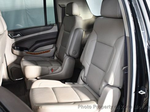 Used 2017 Chevrolet Suburban Premier image 10