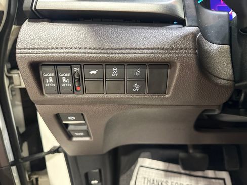 Used 2019 Honda Odyssey EX-L image 14