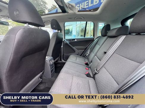 Used 2012 Volkswagen Tiguan S image 17