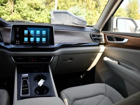 New 2026 Volkswagen Atlas SE image 20