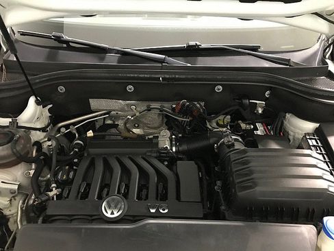 Used 2019 Volkswagen Atlas SE FWD image 32