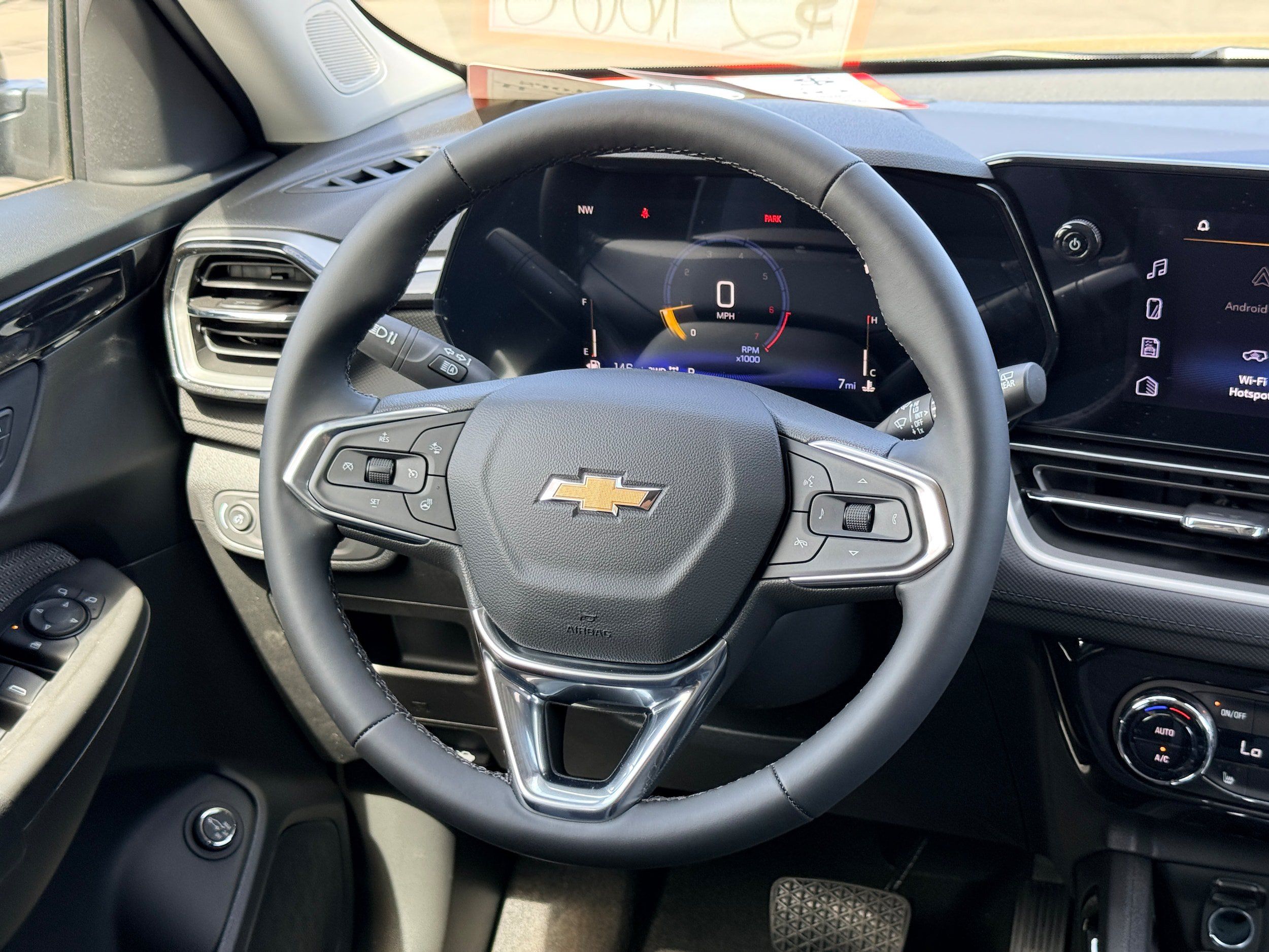 New 2026 Chevrolet TrailBlazer LT w/ Convenience Package AWD/4WD image 14