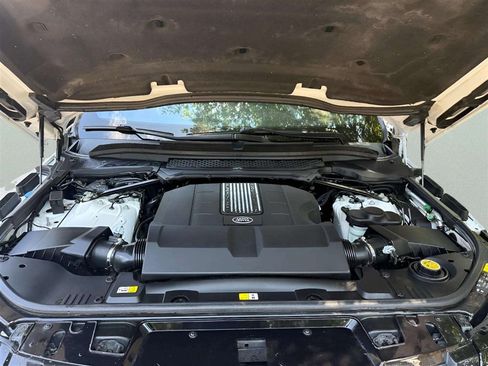 Used 2016 Land Rover Range Rover Sport Supercharged AWD/4WD image 19