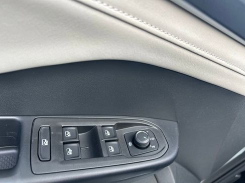 New 2026 Volkswagen Taos SE image 49