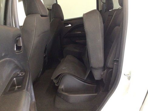 Used 2021 Chevrolet Colorado LT AWD/4WD image 12