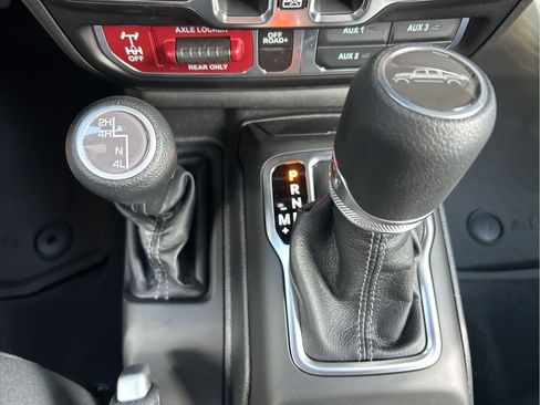New 2026 Jeep Gladiator Mojave AWD/4WD image 17
