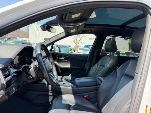 Used 2019 Audi Q7 3.0T Premium Plus w/ Premium Plus Package AWD/4WD image 12