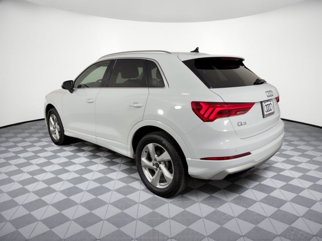 Used 2022 Audi Q3 2.0T Premium AWD/4WD image 3