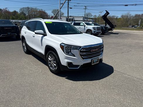 Used 2022 GMC Terrain SLT w/ Tech Package AWD/4WD image 7