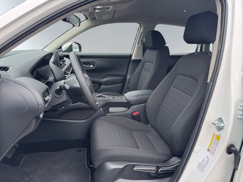 New 2026 Honda HR-V LX image 7